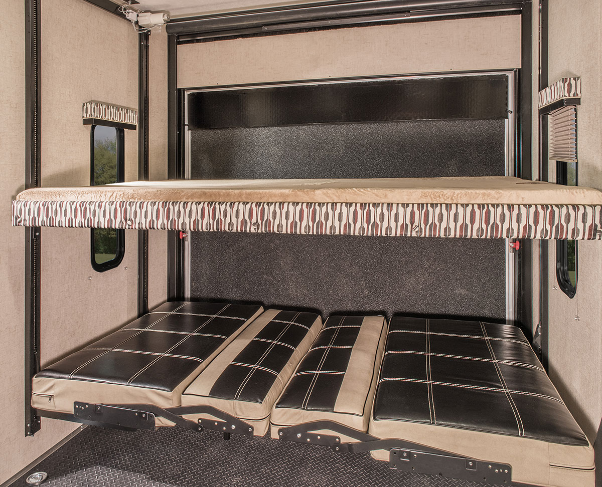 2016 MXT MXT3190 Lightweight Travel Trailer Toy Hauler KZ RV