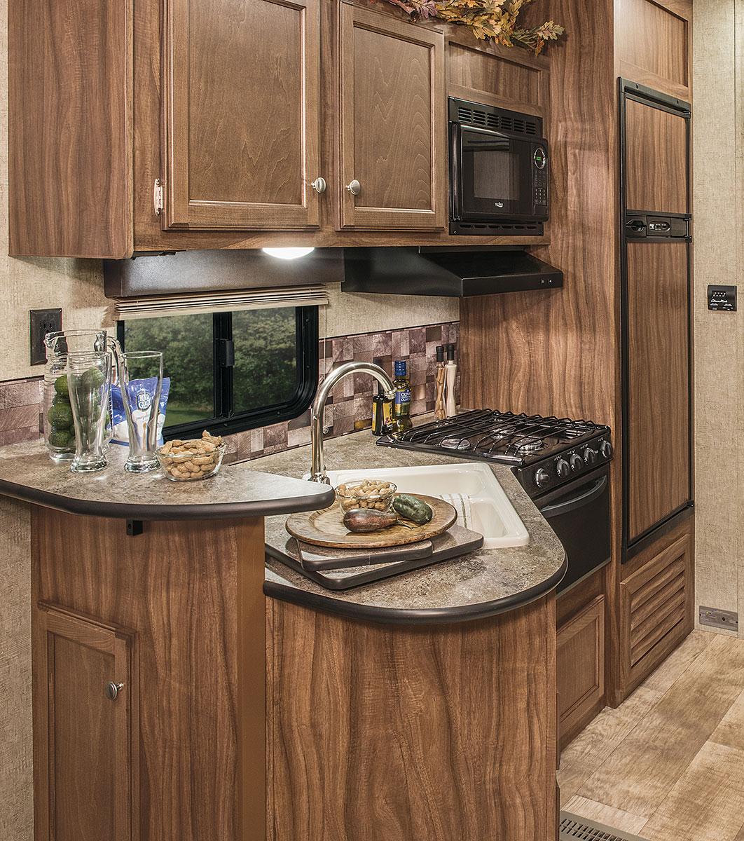 2016 Sportsmen Sportster 30TH12 Travel Trailer Toy Hauler KZ RV