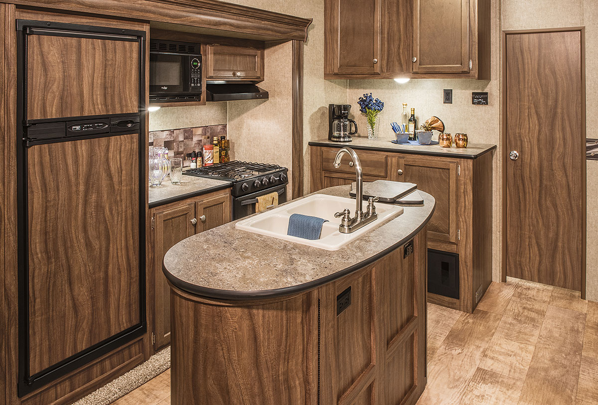 2016 Sportsmen Sportster 355TH12 Fifth Wheel Toy Hauler | KZ RV