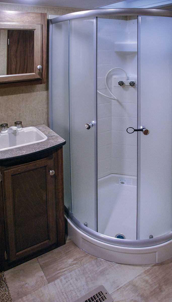 2016 Sportsmen S235RK Fifth Wheel KZ RV