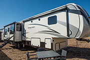 2017 KZ RV Durango Gold G384RLT Fifth Wheel Show Exterior