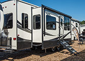 2017 KZ RV Durango Gold G384RLT Fifth Wheel Show Exterior