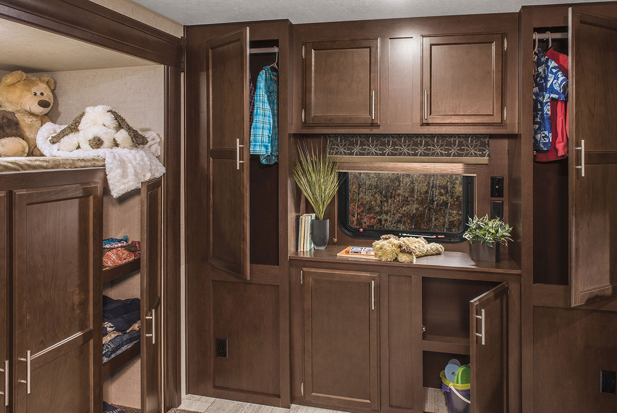 2017 Sportsmen 323BHK Travel Trailer | KZ RV