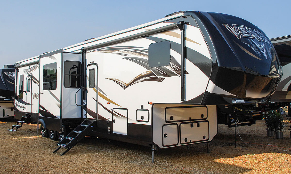 Venom V4012TK Luxury Fifth Wheel Toy Hauler KZ RV