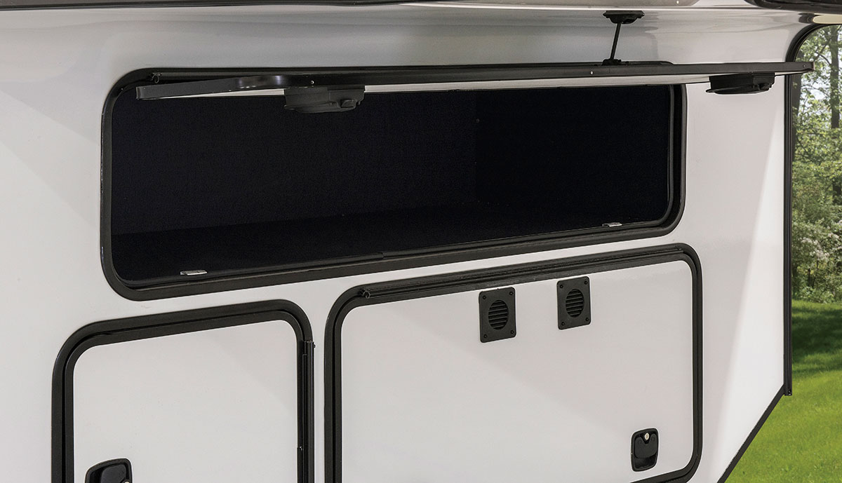 2018 Venom V4111TK Luxury Fifth Wheel Toy Hauler | KZ RV