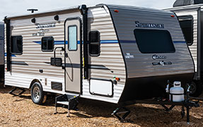 2019 KZ RV Sportsmen Classic 170RD Travel Trailer Exterior Front 3-4 Door Side