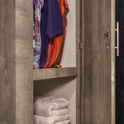 2019 KZ RV Sportsmen Classic 190BH Travel Trailer Closet