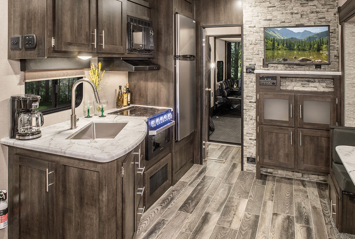 2019 Sportster 321THR13 Travel Trailer Toy Hauler | KZ RV