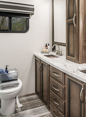2020 KZ RV Durango D333RLT Fifth Wheel Bathroom