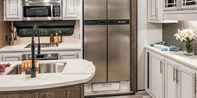 2020 KZ RV Durango D333RLT Fifth Wheel Kitchen Cabinets