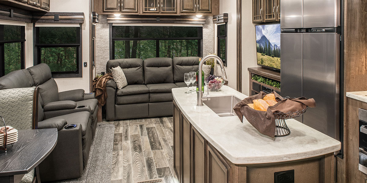 2019 KZ RV Durango Gold G366FBT Fifth Wheel Living Room