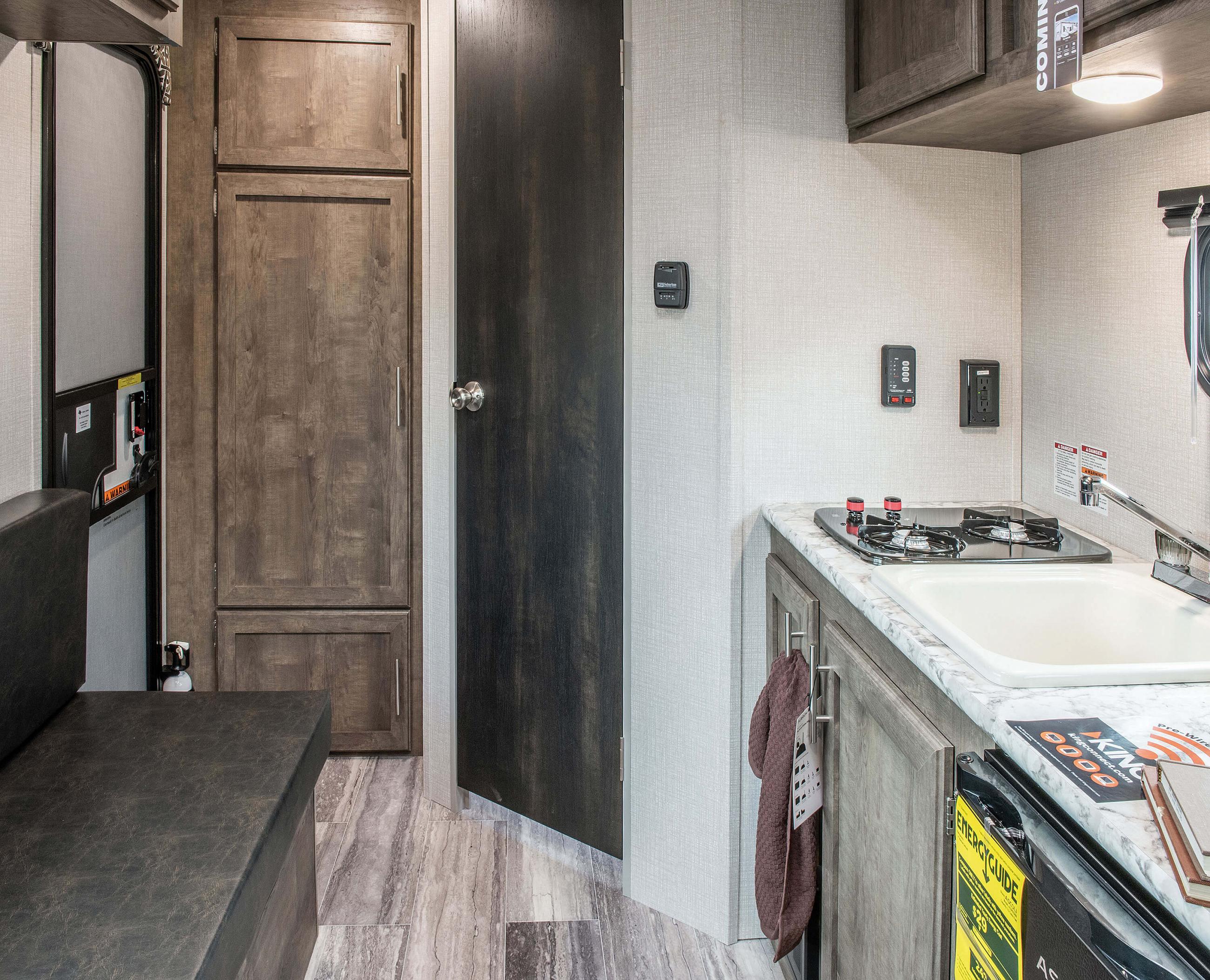 Sportsmen® Classic 130RB Travel Trailer | KZ RV