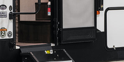 2020 KZ RV Sportsmen 292BHK Fifth Wheel Exterior Steps