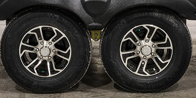 2020 KZ RV Sportsmen 292BHK Fifth Wheel Exterior Wheels