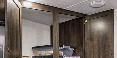 2020 KZ RV Sportsmen 292BHK Fifth Wheel Overhead Cabinet