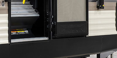 2019 KZ RV Sportsmen LE 231BHKLE Travel Trailer Exterior Steps Folded