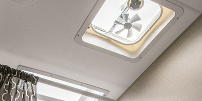 2019 KZ RV Sportsmen LE 281BHKLE Travel Trailer Ceiling Skylight