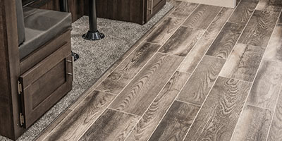 2019 KZ RV Sportsmen LE 281BHKLE Travel Trailer Dinette Storage Closed