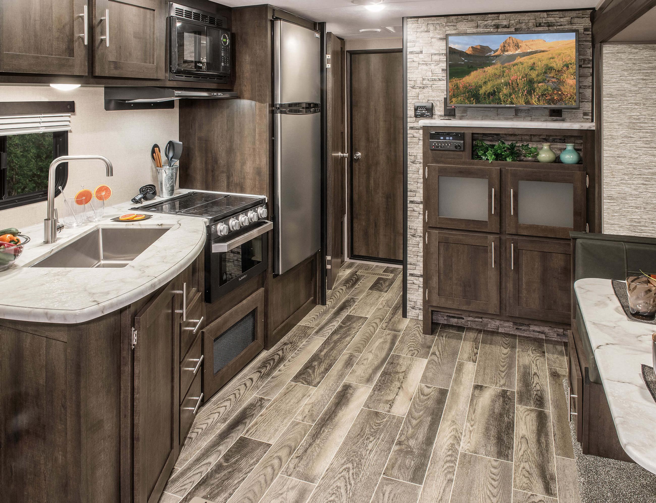 2020 Sportsmen® LE 291THLE Travel Trailer Toy Hauler | KZ RV