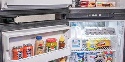 2020 KZ RV Sportsmen LE 200THLE Travel Trailer Toy Hauler Refrigerator