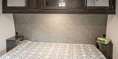 2020 KZ RV Sportsmen LE 251RLLE Travel Trailer Bed