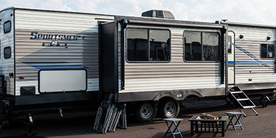 2020 KZ RV Sportsmen LE 343BHKLE Travel Trailer Exterior Rear 3-4 Door Side