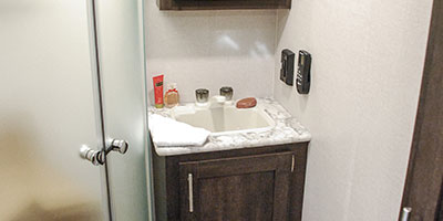 2019 KZ RV Sportster 280TH Fifth Wheel Toy Hauler Bathroom