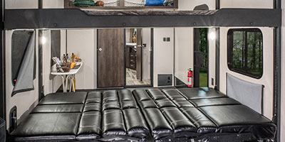 2019 KZ RV Sportster 321THR13 Travel Trailer Toy Hauler Cargo Area Bunk