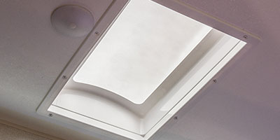 2019 KZ RV Sportster 343TH11 Fifth Wheel Toy Hauler Ceiling Skylight