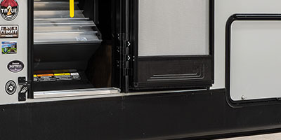 2020 KZ RV Sportster 343TH11 Fifth Wheel Toy Hauler Exterior Steps Folded