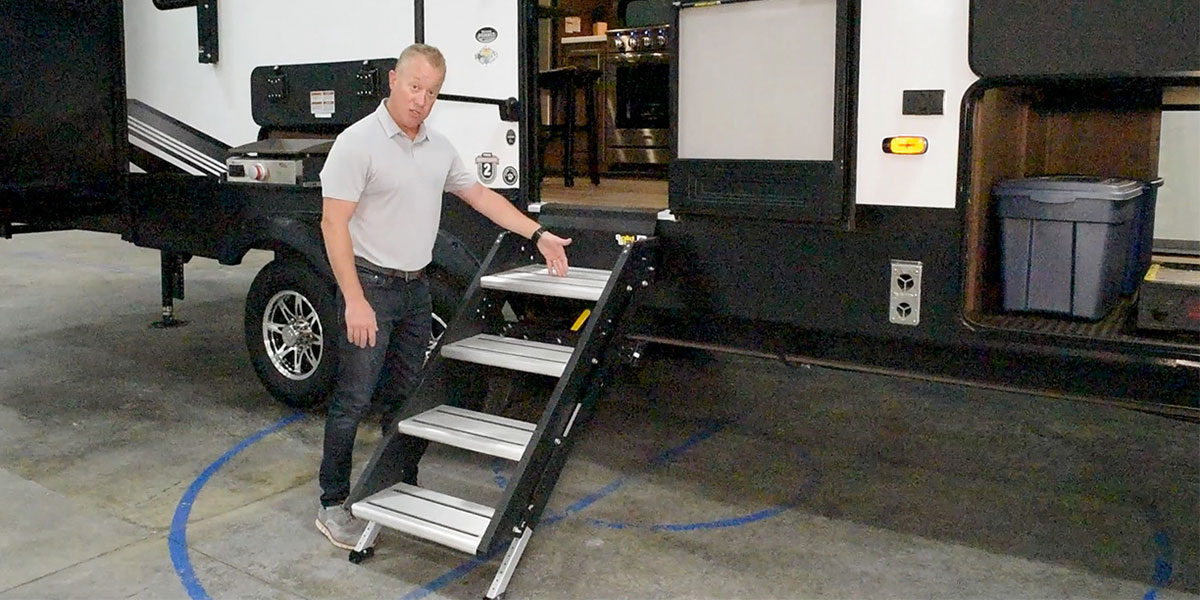 2021 KZ RV Durango D326RLT Fifth Wheel Exterior Features Video