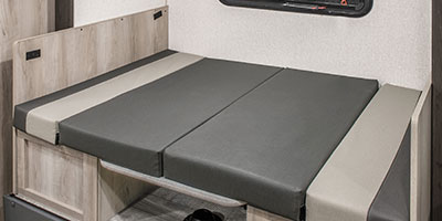 2022 KZ RV Sportsmen Classic 191BHK Travel Trailer Dinette Down