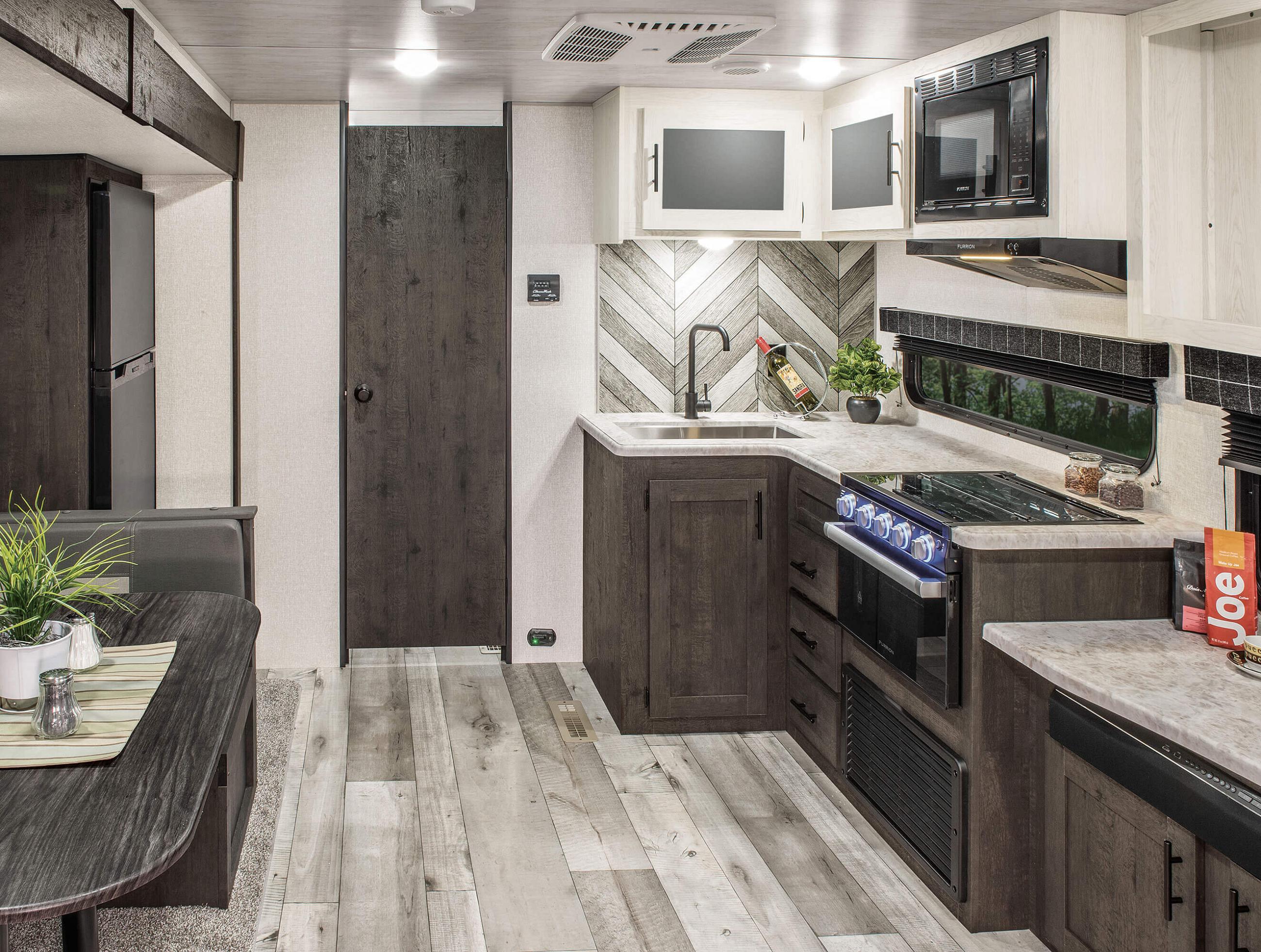 2023 Sportsmen® SE Travel Trailers Gallery | KZ RV
