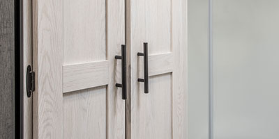 2022 KZ RV Sportsmen SE 312FKSE Travel Trailer Bathroom Closet