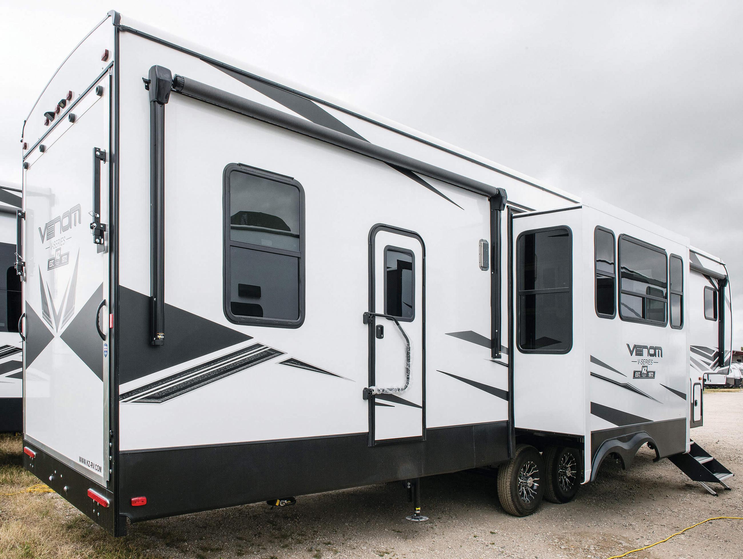2022 Venom V-Series V3313TK Fifth Wheel | KZ RV