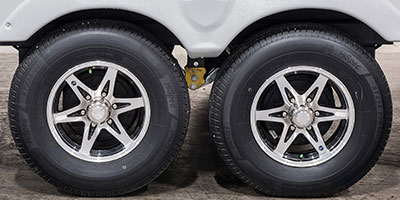 2023 KZ RV Durango Half Ton D230RKD Fifth Wheel Exterior Wheels