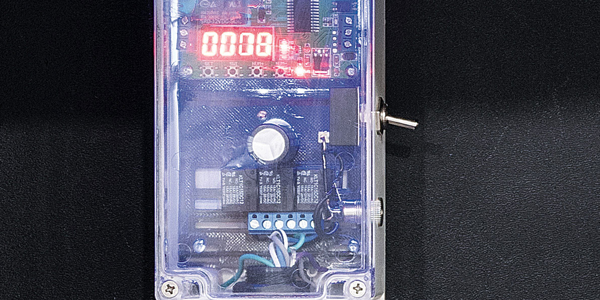 2023 KZ RV Durango Gold G360REQ Fifth Wheel Exterior Battery Disconnect Switch