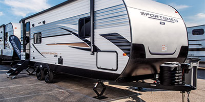 2024 KZ RV Sportsmen SE 241RKSE Travel Trailer Exterior Front 3-4 Door Side