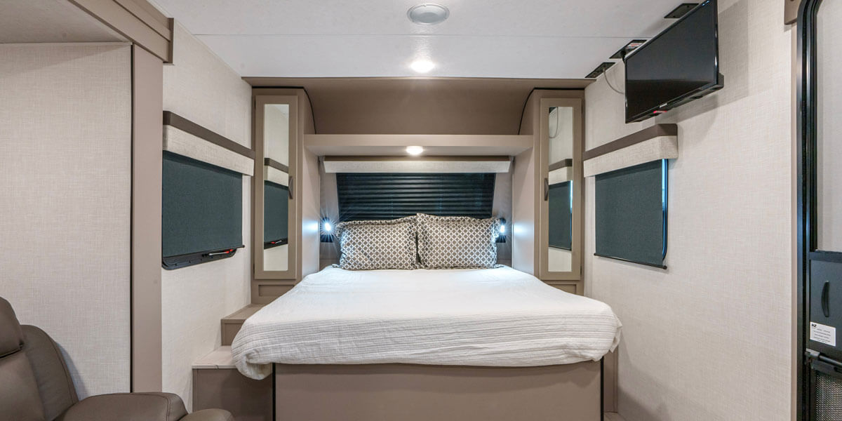 2025 KZ RV Connect Mini CM181RB Travel Trailer Bed