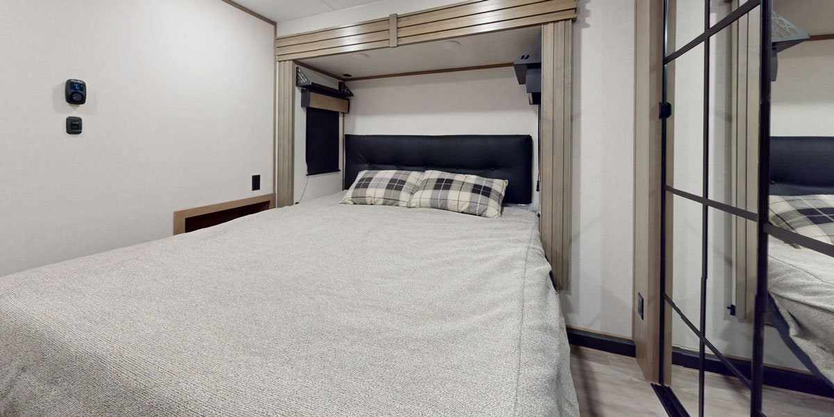 2025 KZ RV Durango D341RPT Fifth Wheel Interior 360