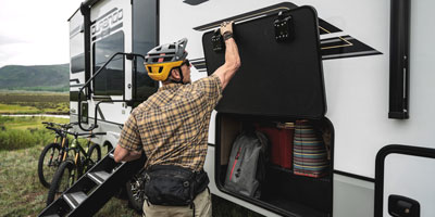 2025 KZ RV Durango HT D232MLD Fifth Wheel Exterior 01253