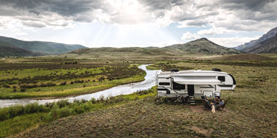 2025 KZ RV Durango HT D232MLD Fifth Wheel Exterior 02137