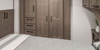 2025 KZ RV Durango HT D290RLT Fifth Wheel Bedroom Closet