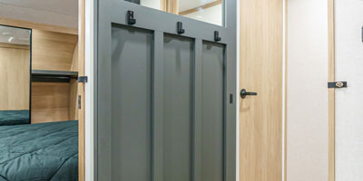 2025 KZ RV Ridgeway 27RK Fifth Wheel Bathroom Vertical