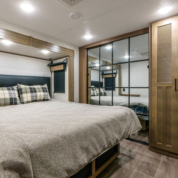 2025 KZ RV Durango D281RKD Fifth Wheel Bedroom