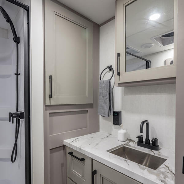 2026 KZ RV Durango HT D240RKD Fifth Wheel Bathroom Large Shower