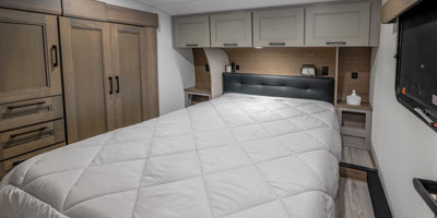 2026 KZ RV Durango HT D240RKD Fifth Wheel Bedroom