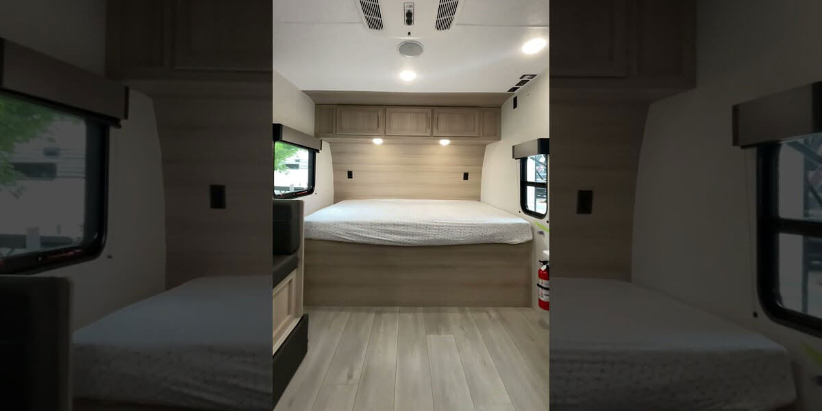 2025 KZ RV Sportsmen Classic 191BHK Travel Trailer Quick Tour Video