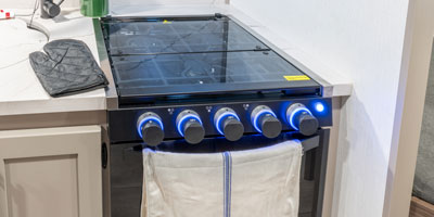 2026 KZ RV Connect Mini CM231BH Travel Trailer Mink Kitchen Cooktop and Microwave