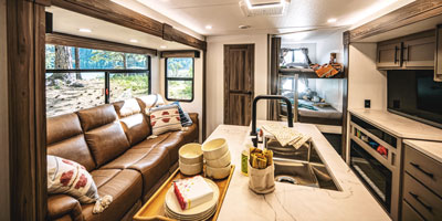 2026 KZ RV Connect C252BH Travel Trailer Interior 02523